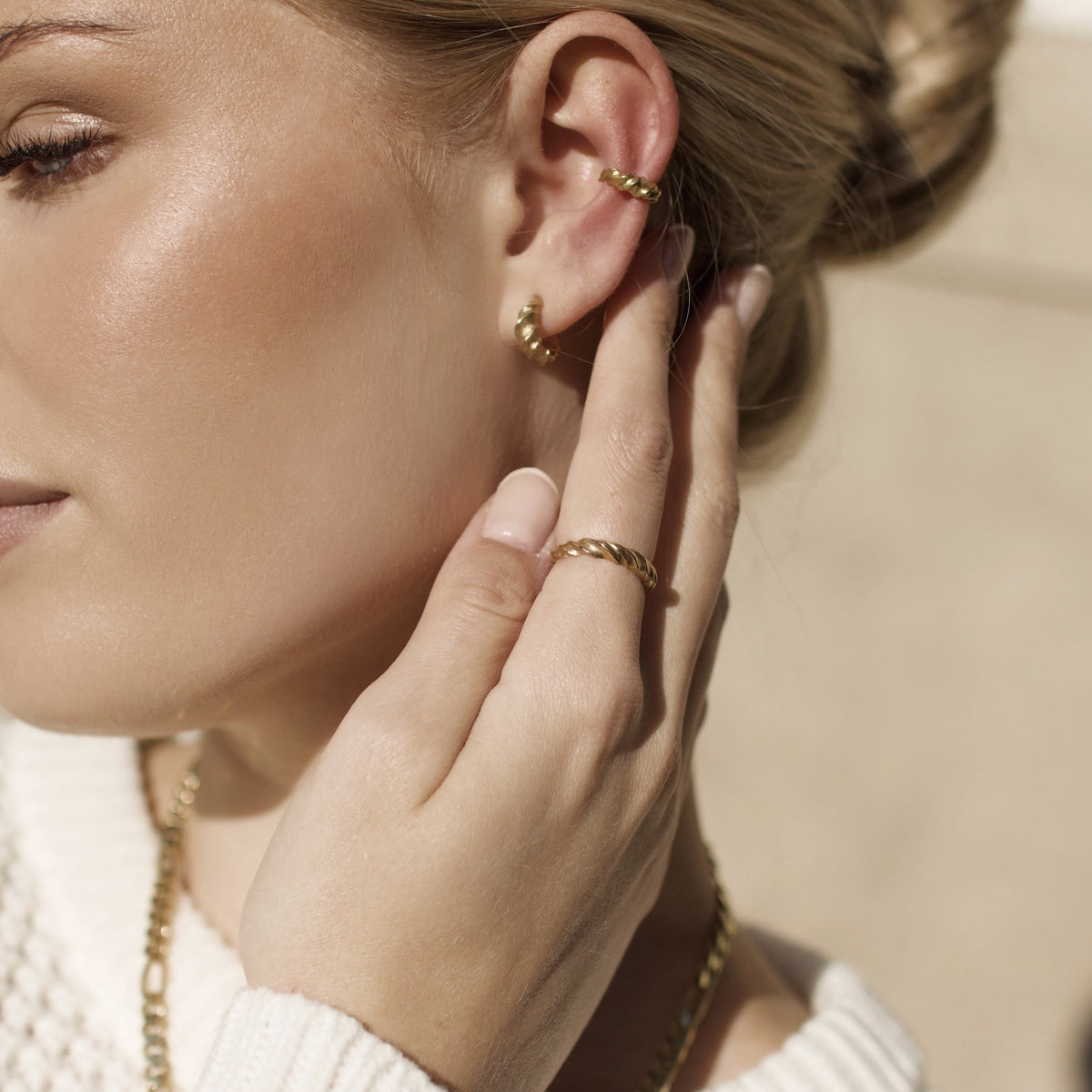 Palma Ear Cuff Gold, Garber.dk, Victoria Garber